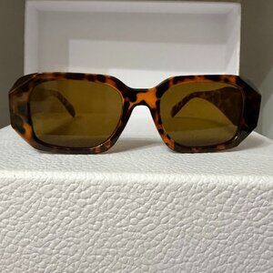 Tortoiseshell Chunky Rectangle Sunglasses